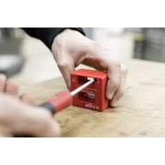 Wiha 02568 Tornavida Mıknatıslayıcı - Manyetik Giderici